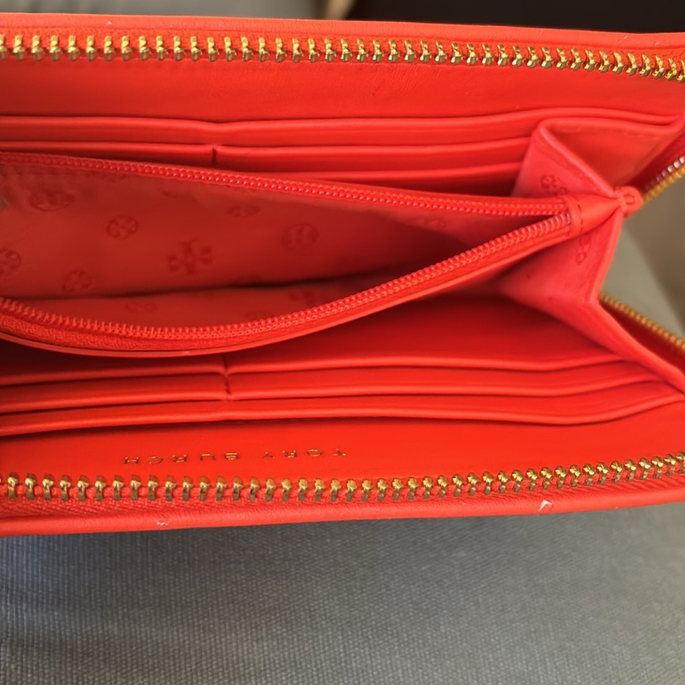 Tory Burch Red and Blue Patterned Wallet - Picture 9 of 12
